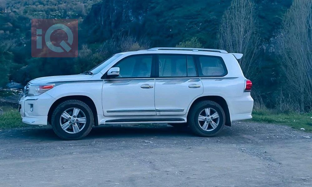 تويوتا لاندكروزر